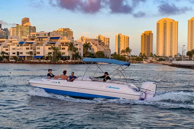 Fort Lauderdale Boat Tour on a Deck Boat - Image 6