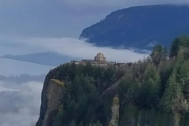 Portland Columbia River Gorge Waterfall Tour - Image 5