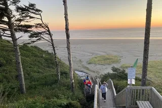 Seattle to Seabrook Private Tour