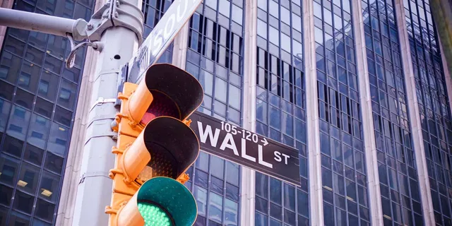 New York Wall Street Insider Tour 1.25 hr - Image 2